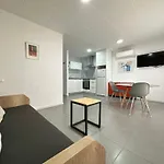 Agi Arago Studio