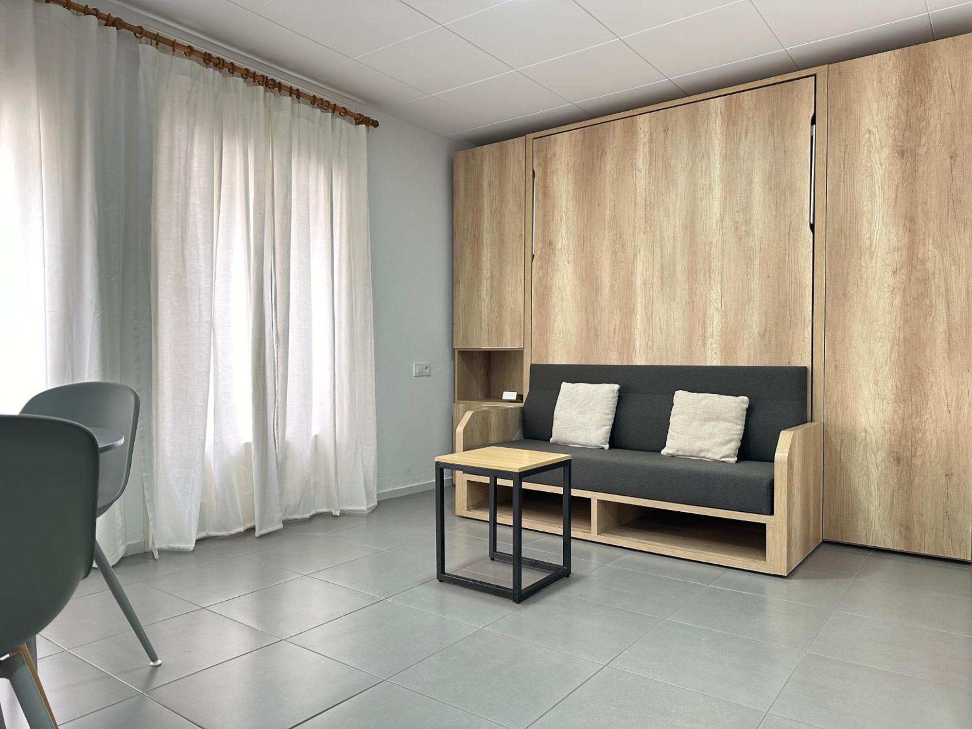 Agi Arago Appartement *